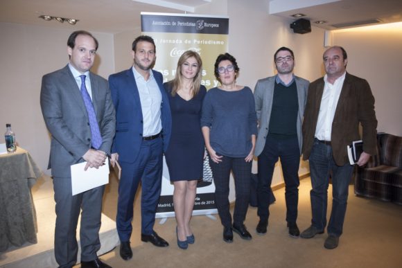 Esteban Urreiztieta, Juan Fernández Miranda, Sandra Golpe, Montserrat Domínguez, Ramón González Férriz y Jesús Maraña