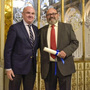 Luis de Guindos e Ignacio Rodríguez Burgos